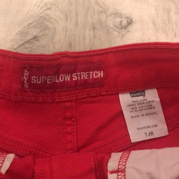 Levi’s Super Low Stretch Red Shorts - Picture 4 of 4